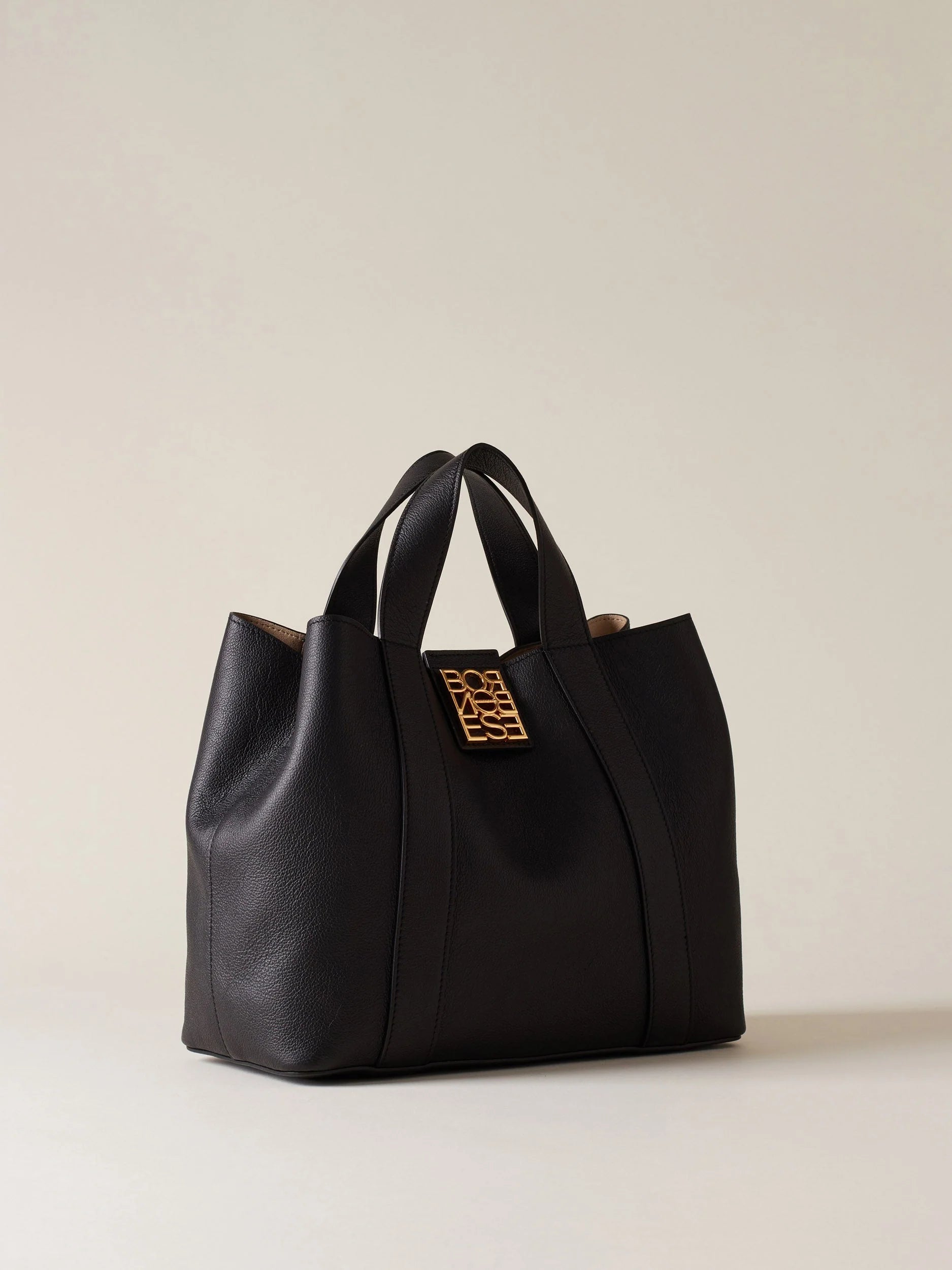 NUEVE SHOPPER MEDIUM