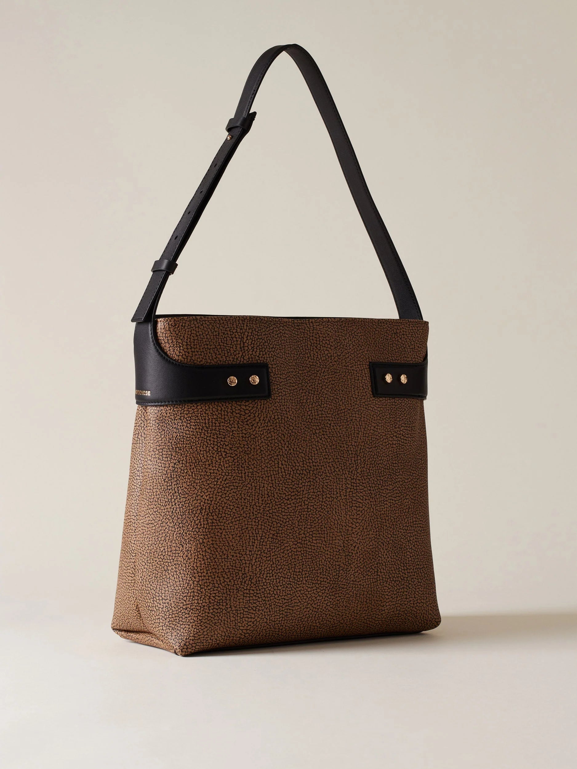 ARMOR HOBO MEDIUM