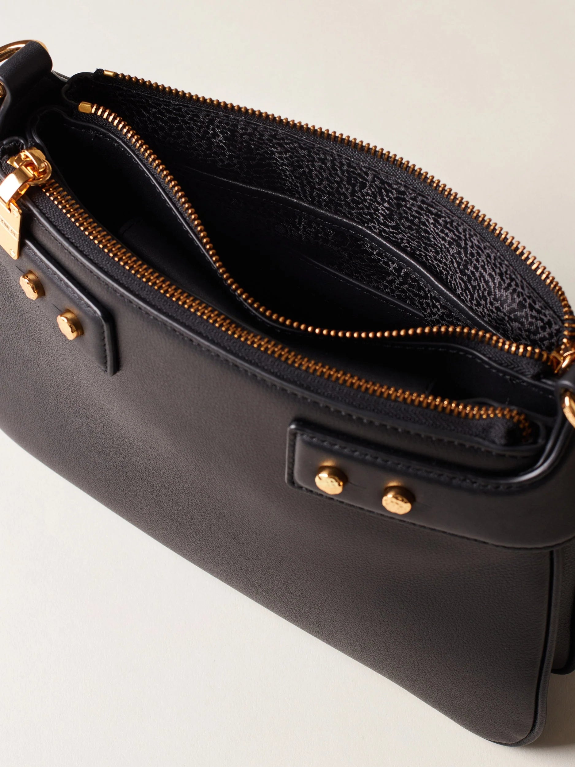 ARMOR CROSSBODY PICCOLA