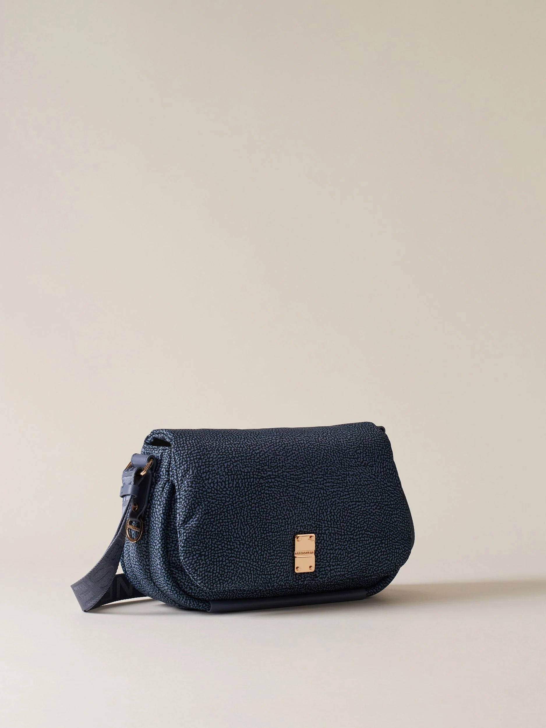 CAHIER CROSSBODY MEDIA