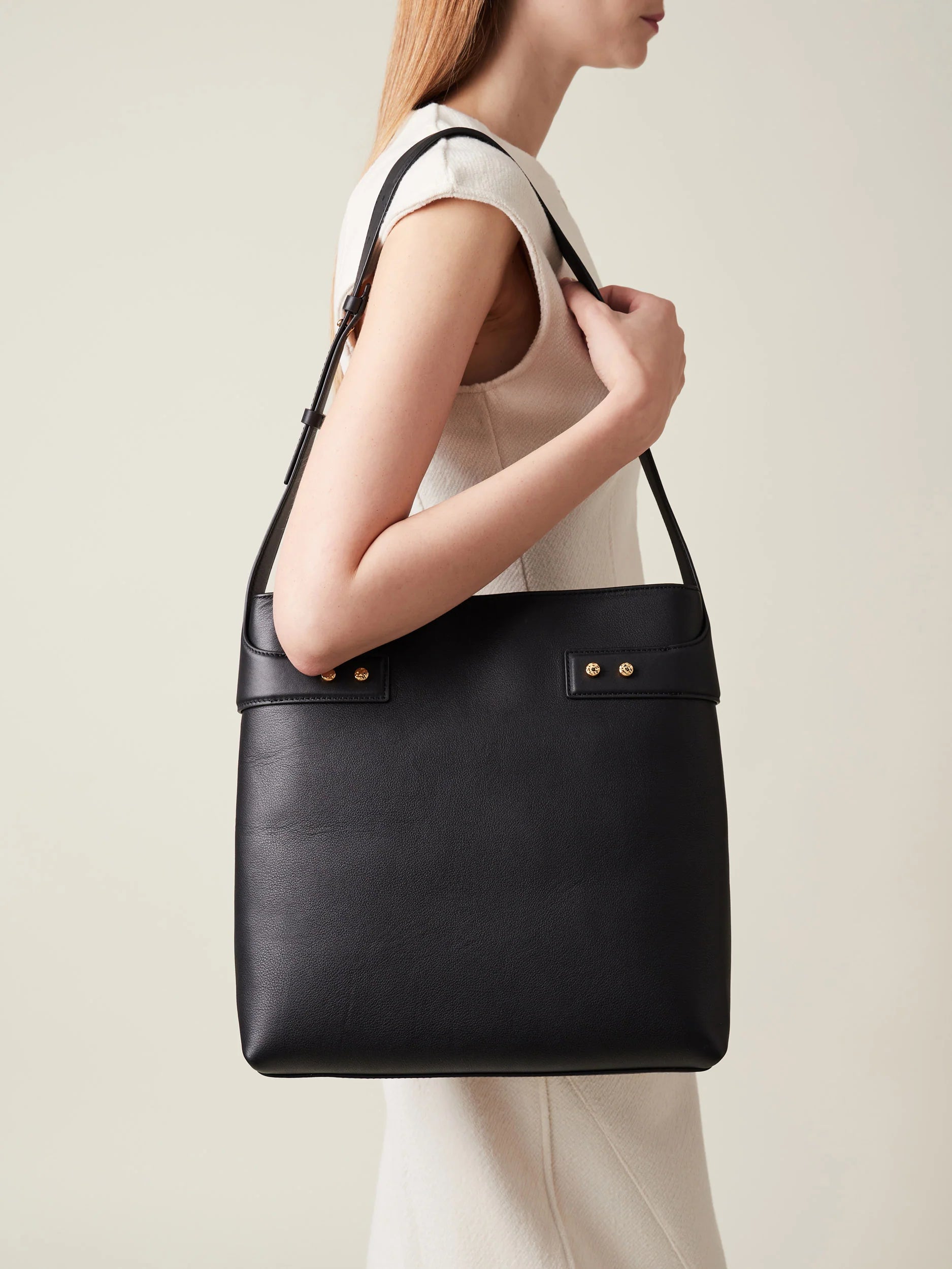 ARMOR HOBO MEDIUM