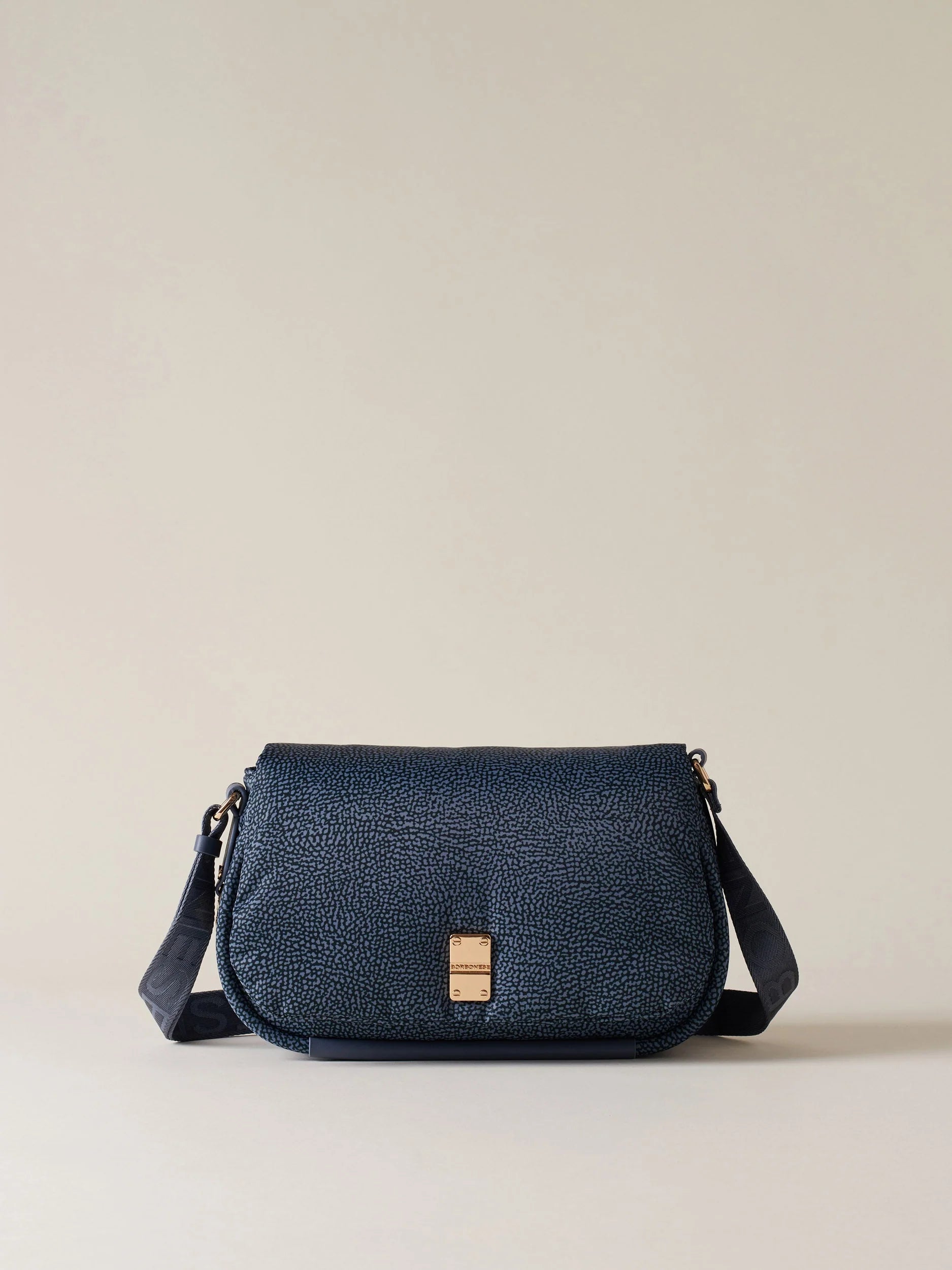 CAHIER CROSSBODY MEDIA