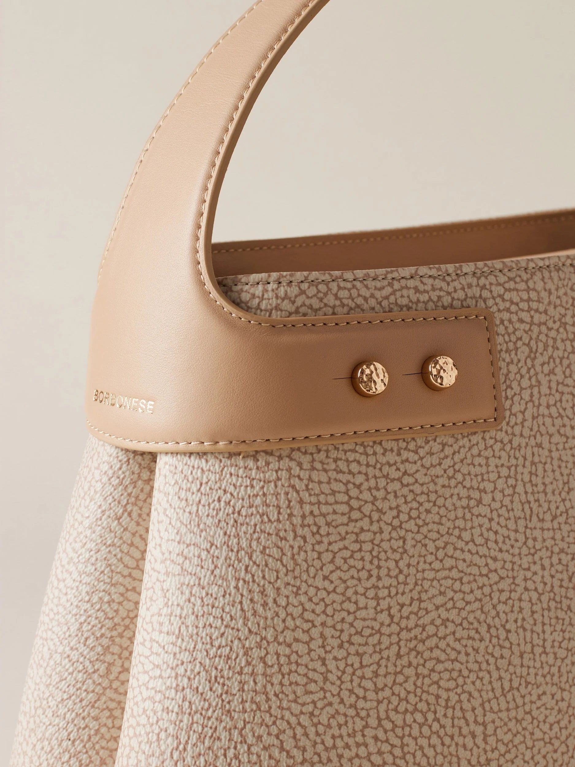 ARMOR TOP HANDLE MEDIUM