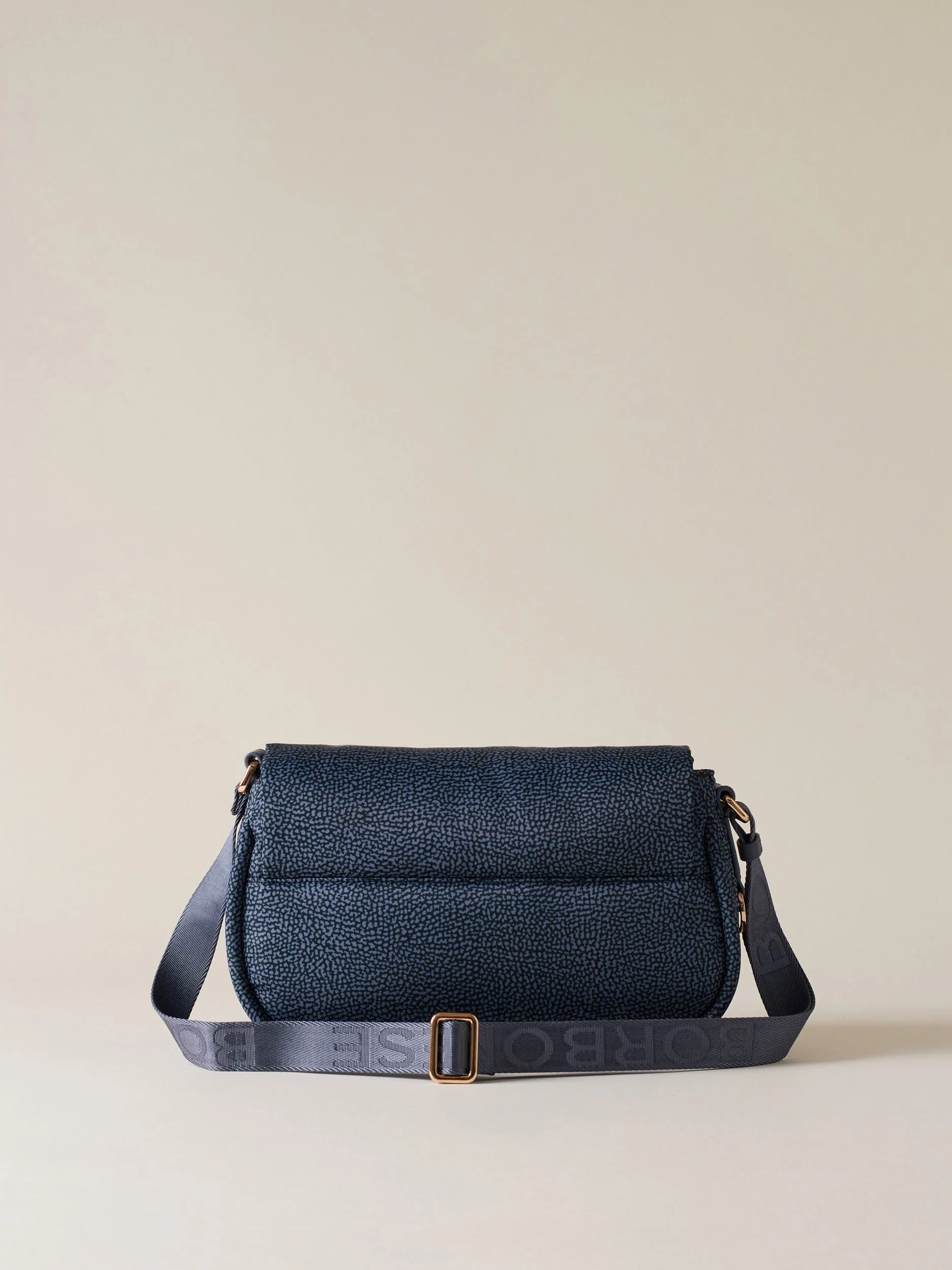 CAHIER CROSSBODY MEDIA