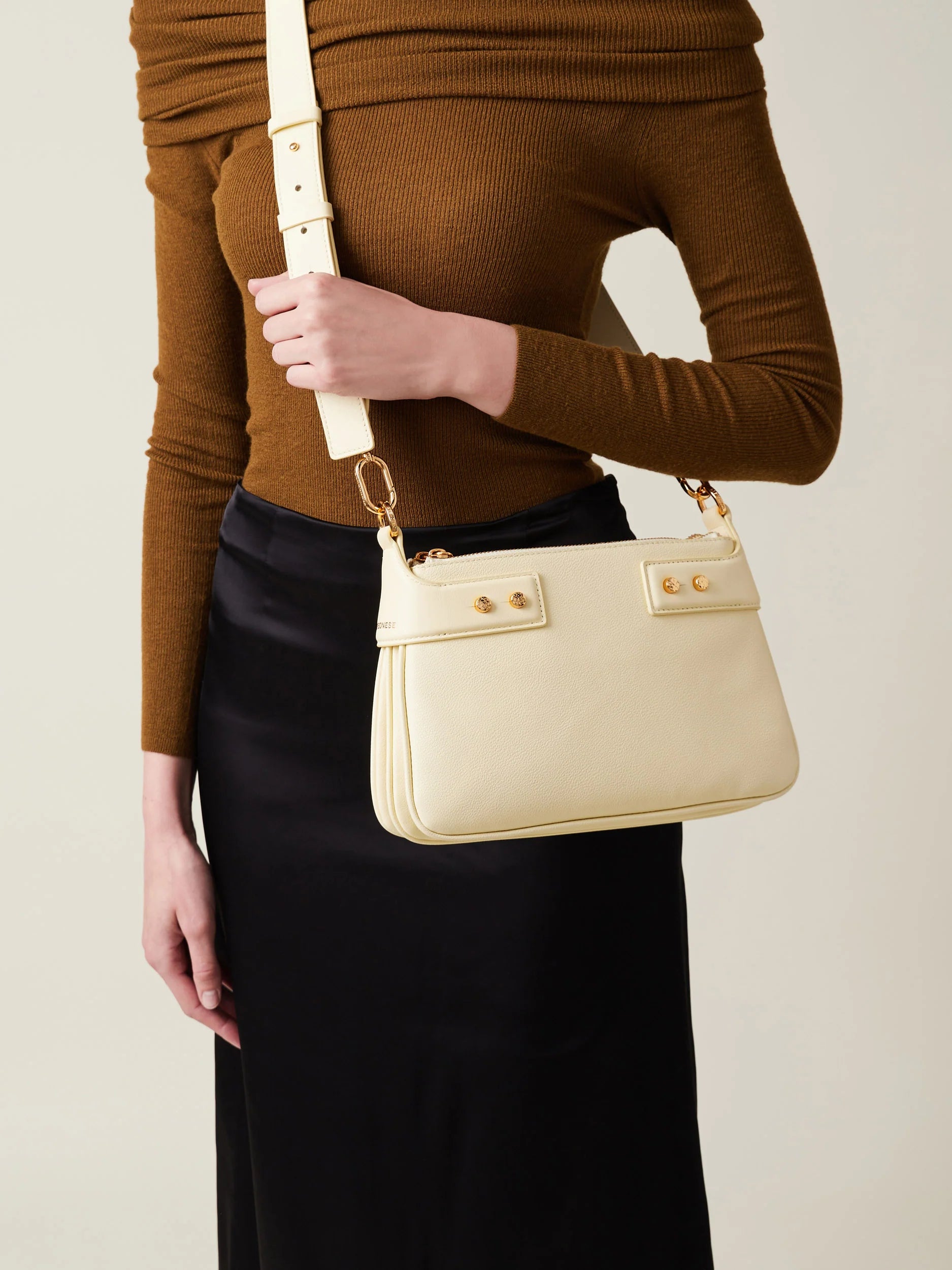 ARMOR CROSSBODY PICCOLA