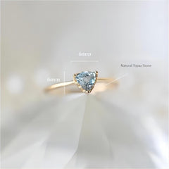 Elegante anello con pietra turchese e topazio naturale