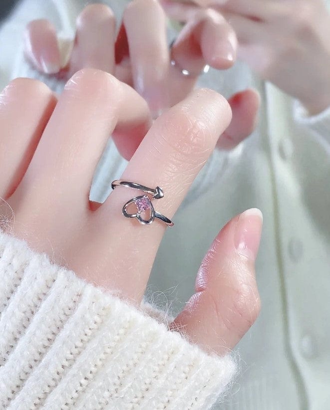 Anello a forma di cuore con cristallo rosa e diavolo